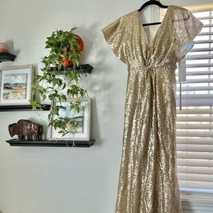 Revelry Gwen Sequin Bridesmaid Dress in Champagne Gold, Size 4, NWT, Never Worn